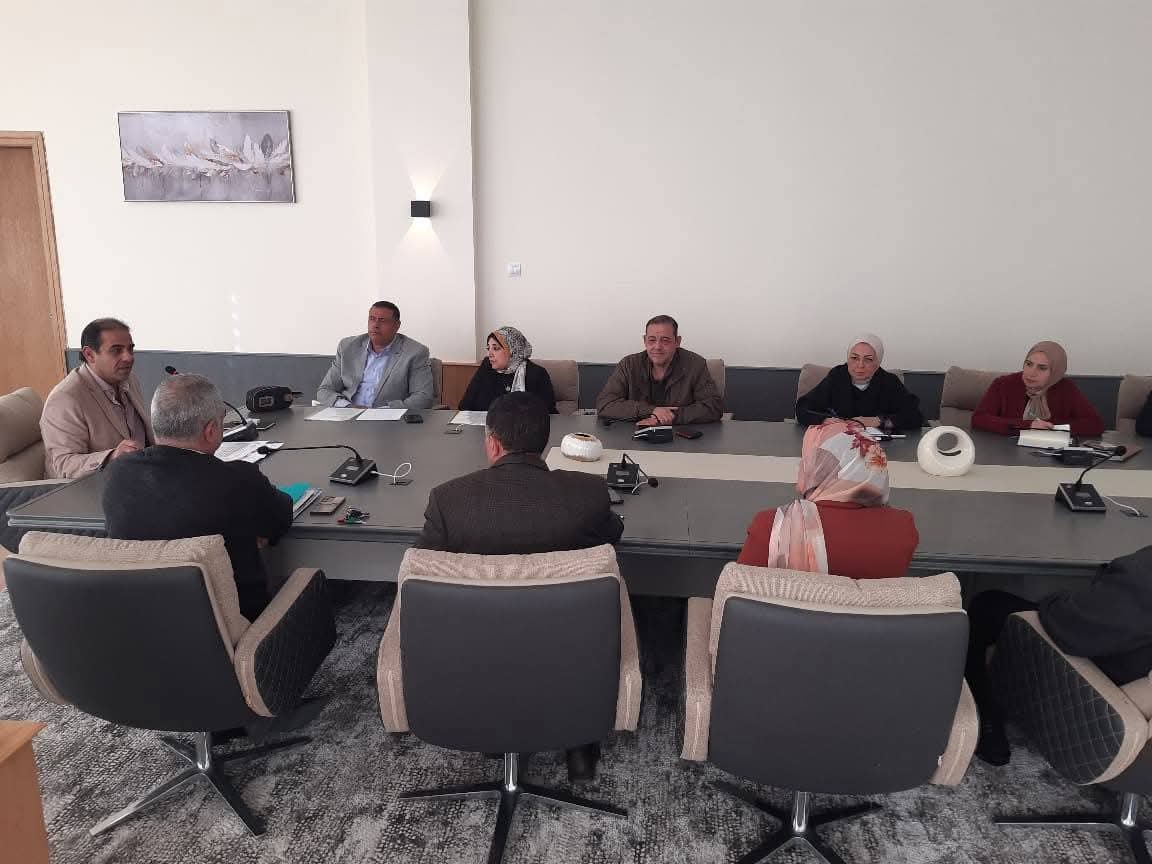 رئيس جامعة بورسعيد: تكامل العمل بين كليتي العلوم والصيدلة وتطوير الجهاز الإداري لتعظيم كفاءة الأداء المؤسسي