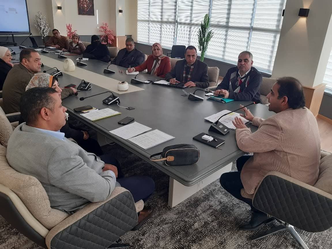 رئيس جامعة بورسعيد: تكامل العمل بين كليتي العلوم والصيدلة وتطوير الجهاز الإداري لتعظيم كفاءة الأداء المؤسسي