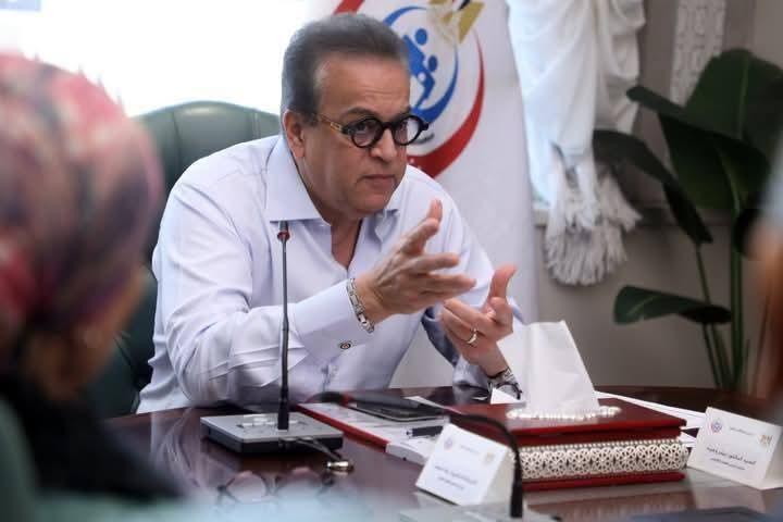 رئيس جامعة حلوان التكنولوجية الدولية: مشروع طلابنا للمنظومة الصحية الذكية يعكس قدرة الشباب على الابتكار وخدمة المجتمع