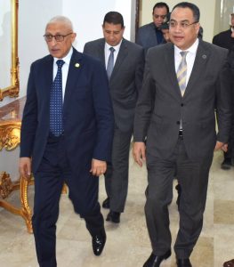 محافظ شمال سيناء ورئيس جامعة العريش يشهدان احتفالية كبرى لبيت الزكاة لدعم الأهالي