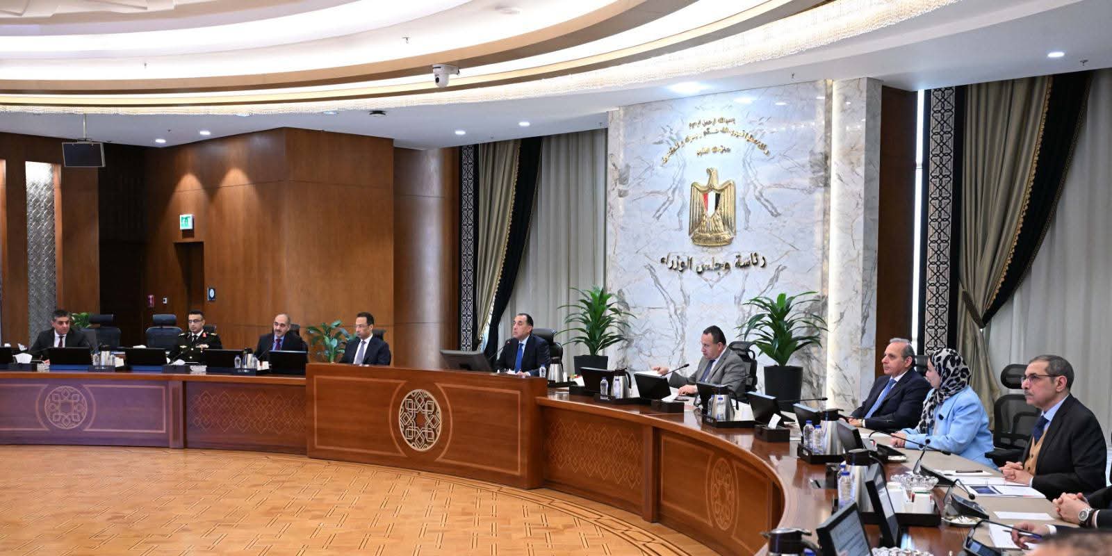 رئيس الوزراء يترأس اجتماع مجلس إدارة وكالة الفضاء المصرية