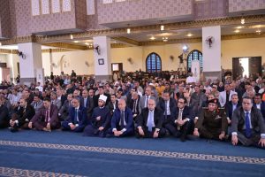 رئيس جامعة القاهرة يشارك في احتفالات محافظة الجيزة بعيدها القومي.. ويؤدي صلاة الجمعة من مسجد السيدة خديجة بنت خويلد