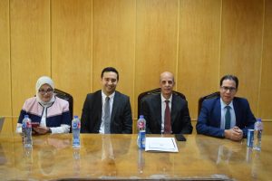 رئيس جامعة بني سويف يرأس مجلس كلية الإعلام