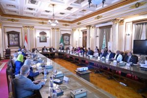 رئيس جامعة القاهرة يترأس اجتماع مجلس شئون التعليم والطلاب.. (تفاصيل)