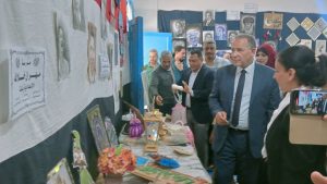 مدير تعليم أسيوط يفتتح معرض «إبداعات فنية» لتوجيه التربية الفنية بالقوصية