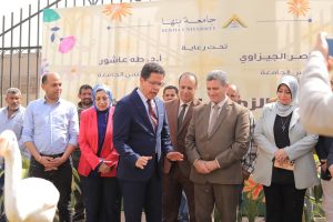 فى إطار مبادرة 100 مليون شجرة.. رئيس جامعة بنها يتفقد معرض الزهور السنوي في دورته الثالثة