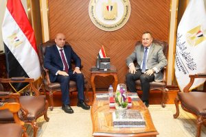 وزيرا التعليم العالي والعمل يبحثان تعزيز التكامل وإعداد كوادر قادرة على المنافسة محليًّا ودوليًّا