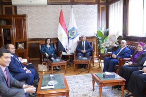 رئيس جامعة دمنهور يستقبل مدير هيئة الفولبرايت لبحث آفاق التعاون الأكاديمي والبحثي وبرامج التبادل