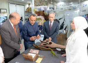 رئيس جامعة المنصورة يتفقد مركز الحفريات الفقارية ويؤكد دعمه لتطويره كمركز بحثي عالمي