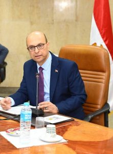 مجلس جامعة أسيوط يعقد اجتماعه الدوري برئاسة الدكتور أحمد المنشاوي