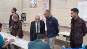 رئيس جامعة شرق بورسعيد الأهلية خلال جولة علي امتحانات الطب: «نحرص دائمًا على أن تكون الامتحانات انعكاسًا حقيقيًا لمستوى الطالب العلمي والعملي»