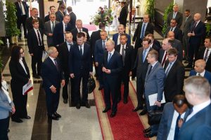 بالصور| في زيارة تاريخية.. الأكاديمية العربية تستقبل مساعد الرئيس الروسي في مقرها الرئيسي