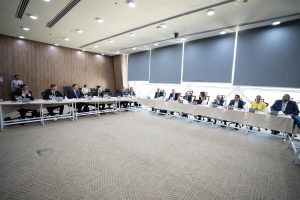 رئيس جامعة مصر للمعلوماتية: مهتمون بالتعاون مع الجامعات والشركات الفنلندية في الذكاء الاصطناعي والتحول الرقمي والألعاب الرقمية