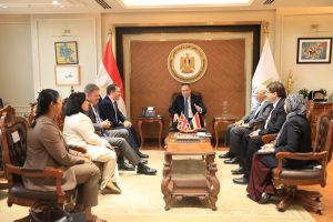 وزير التعليم العالي يبحث مع السفير البريطاني سبل تعزيز التعاون المشترك