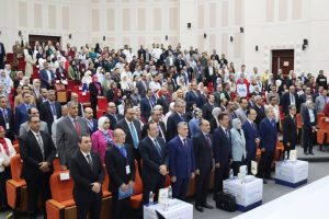 افتتاح فعاليات المؤتمر الخامس لطلاب الدراسات العليا في مجال العلوم التطبيقية بجامعة بنها