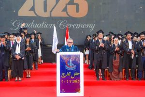 عميد طب عين شمس يشهد احتفال تخريج دفعة 2023 في أجواء من الفخر والاعتزاز