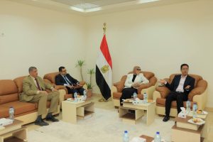رئيس جامعة بنها يستقبل فريق لجنة قطاع الدراسات الصيدلية بالأعلى للجامعات