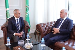 رئيس الأكاديمية العربية يستقبل رئيس الاتحاد العام لغرف التجارة والصناعة والزراعة بليبيا لبحث سبل التعاون