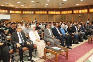 عميد العلوم الصحية التطبيقية بأسيوط الجديدة التكنولوجية تشارك في ملتقى "الفرص في عصر الذكاء الاصطناعي"