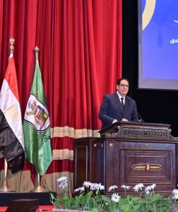 رئيس جامعة القاهرة يعلن إطلاق مرصد وظائف المستقبل.. (تفاصيل)