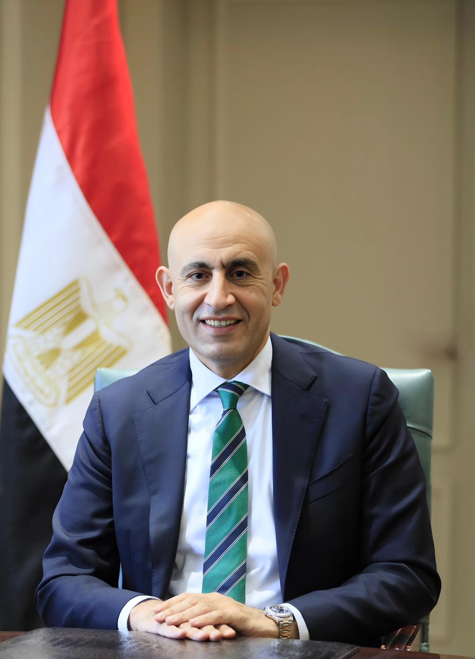 وزير التربية والتعليم يتوجه إلى المملكة المتحدة للمشاركة في المنتدى العالمي للتعليم بلندن