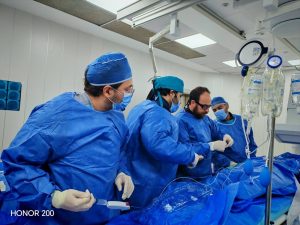 رئيس جامعة بورسعيد يهنئ الفرق الطبية والتمريضية بالمستشفى الجامعي: طفرة طبية غير مسبوقة