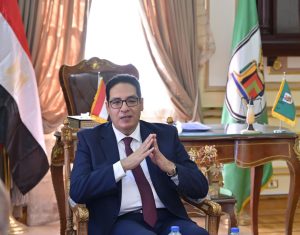 جامعة القاهرة تستقبل وفدا رفيع المستوى من هيئة ضمان الجودة بشأن منح الاعتماد المؤسسي والبرامجي لكلية التربية للطفولة المبكرة