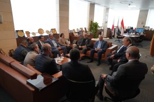 الجامعة المصرية اليابانية تبحث تعزيز التعاون الصناعي والتنموي مع جهاز مدينة برج العرب الجديد