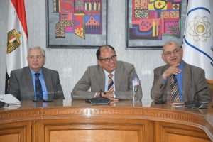 «قطاع الخدمة الاجتماعية» تناقش تحديث البرامج الأكاديمية ودعم البحث العلمي بجامعة العاصمة