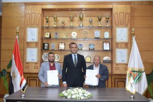 لتعظيم العائد الاقتصادي لملاعب الجامعة.. بروتوكول تعاون بين شركة بداية بجامعة بنها وشركة النهوض للتطوير