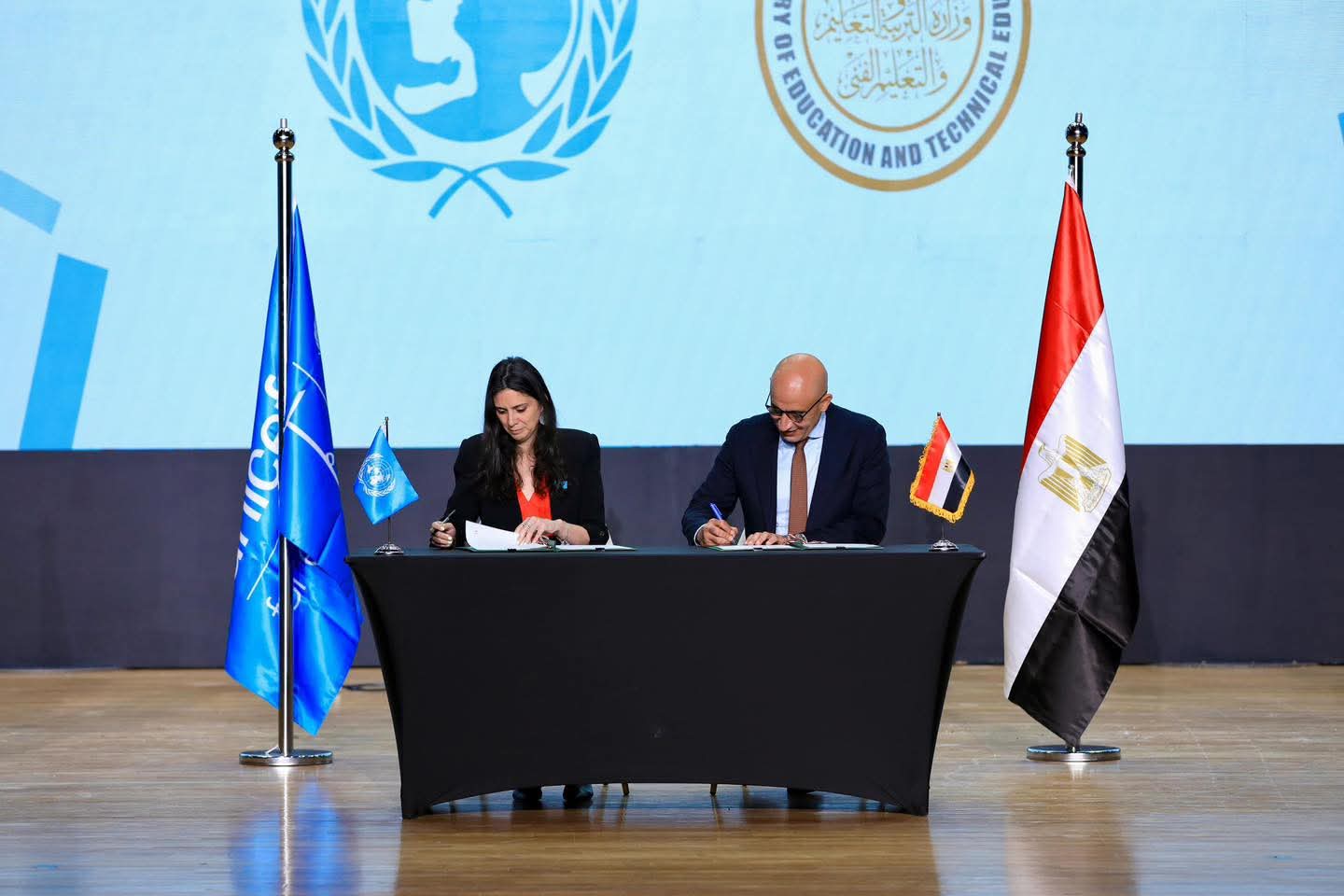 للمرة الأولى في تاريخ شراكاتها.. وزير التعليم وممثلة «يونيسيف مصر» يوقعان بيانًا مشتركًا لتعزيز جودة التعليم الفني وتنمية مهارات الشباب