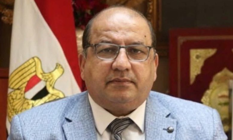 الدكتور أحمد رجب