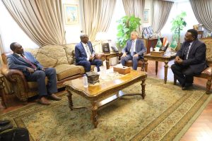 وزارة البنية التحتية والنقل بالسودان تبحث سبل تعزيز التعاون مع الأكاديمية العربية للعلوم والتكنولوجيا والنقل البحري